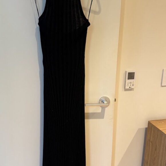 DISSH GOLDIE BLACK HALTER MAXI DRESS - Picture 4 of 5